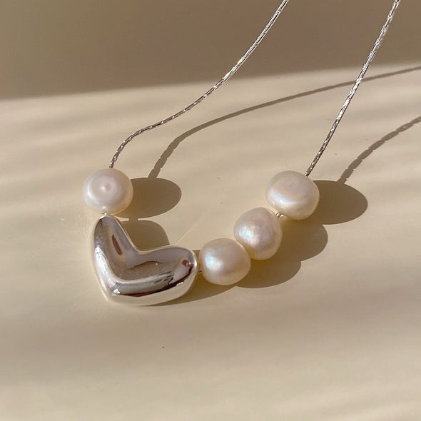 Sweet Loving Heart Pearl Necklace Women's Fashion